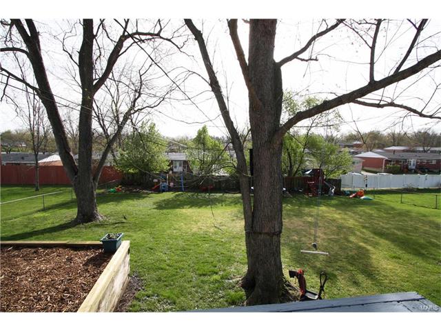 234 Saint Marys Dr, Ballwin, MO 63021 photo 19