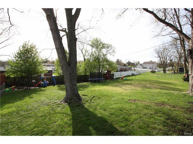 234 Saint Marys Dr, Ballwin, MO 63021 photo 20