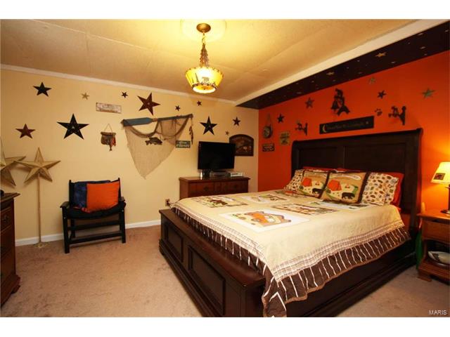 234 Saint Marys Dr, Ballwin, MO 63021 photo 17