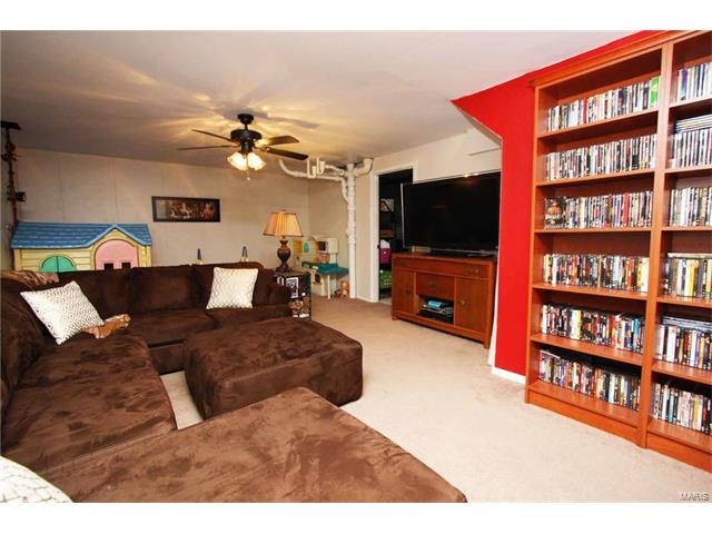 234 Saint Marys Dr, Ballwin, MO 63021 photo 13
