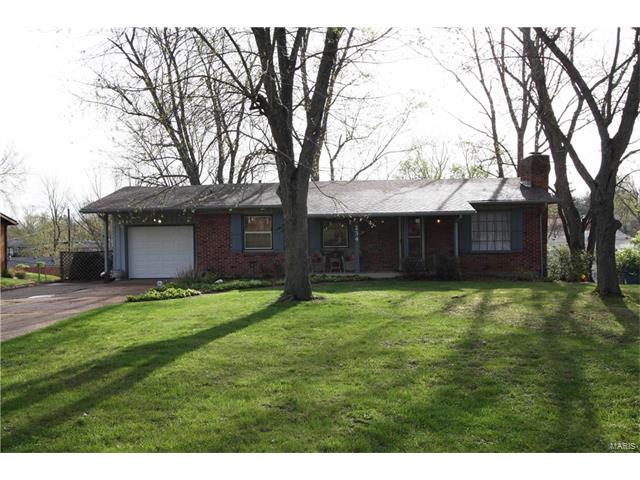 234 Saint Marys Dr, Ballwin, MO 63021 photo 1