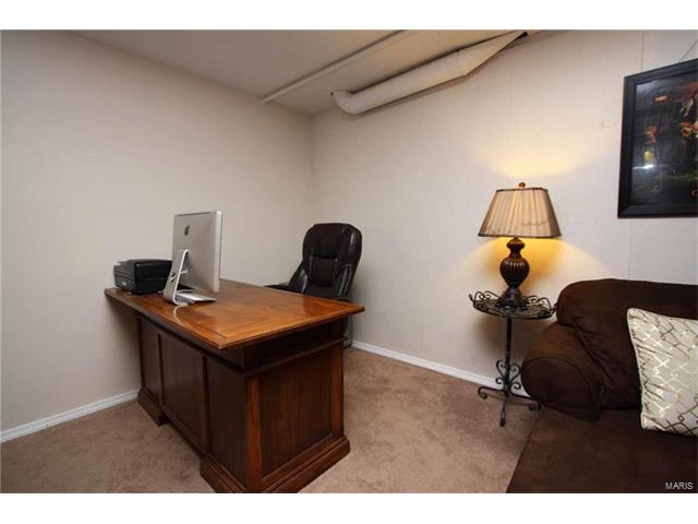 234 Saint Marys Dr, Ballwin, MO 63021 photo 14