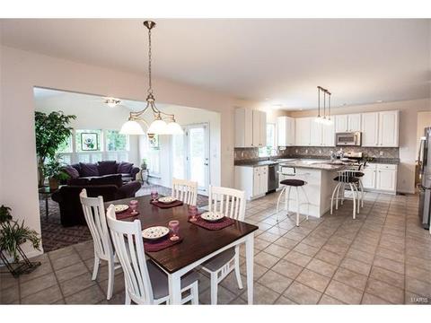 1747 Carman Ridge Ct, Ballwin, MO 63021 photo 11