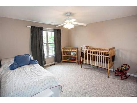 1747 Carman Ridge Ct, Ballwin, MO 63021 photo 22