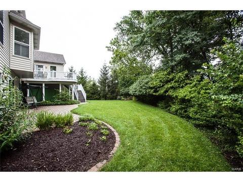 1747 Carman Ridge Ct, Ballwin, MO 63021 photo 28