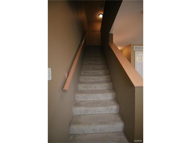 724 Hyde Dr, O'fallon, MO 63366 photo 8