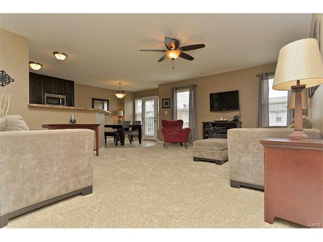 326 Wild Oak Dr, O'fallon, MO 63368 photo 3