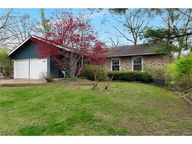 800 Paquerette Ct, Ballwin, MO 63021 photo 1