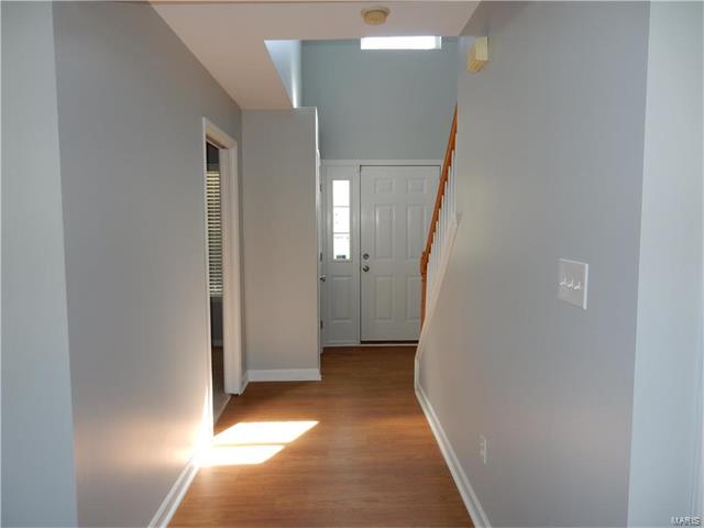 1456 Soaring Eagle Dr, O'fallon, MO 63366 photo 2