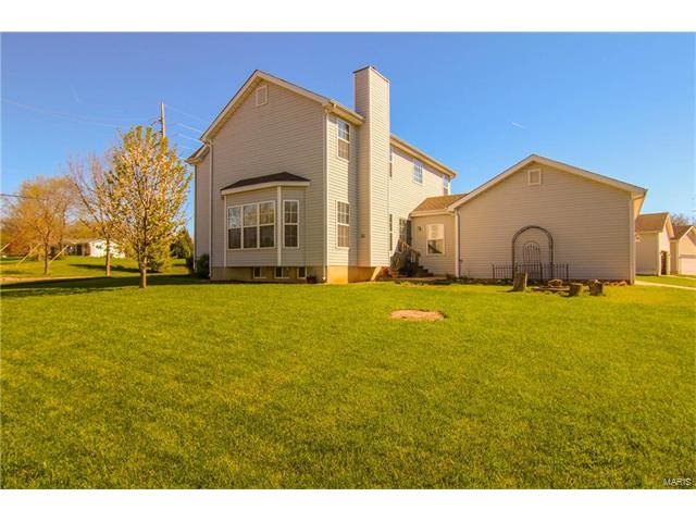 780 Thunder Hl, O'fallon, MO 63368 photo 4