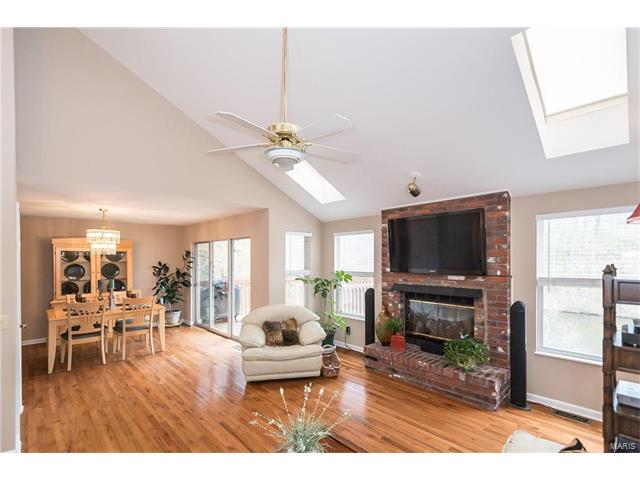 1264 Meadow Knoll Ct, Ballwin, MO 63021 photo 7