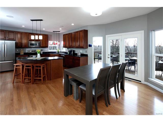 729 Rose Hvn, Ballwin, MO 63021 photo 10