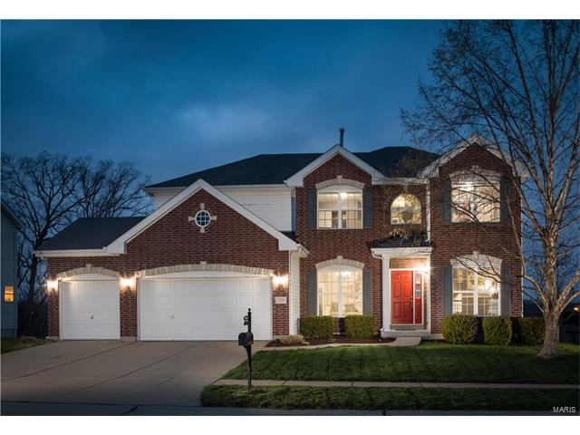 729 Rose Hvn, Ballwin, MO 63021 photo 1