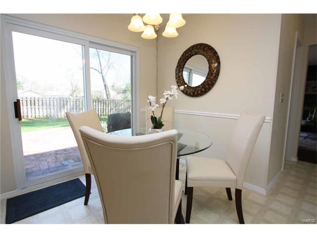 13268 Windygate Ln, Saint Louis, MO 63146 photo 10