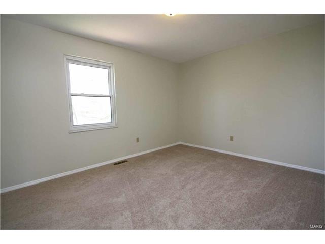 13268 Windygate Ln, Saint Louis, MO 63146 photo 21