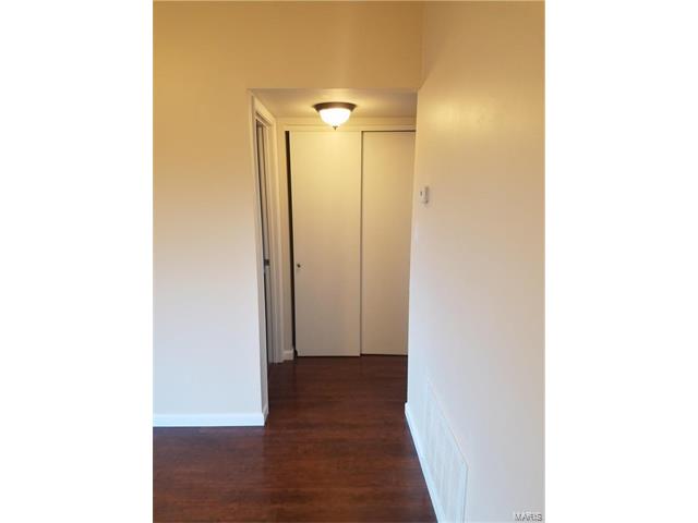 725 Ridgeside #J, Ballwin, MO 63021 photo 9