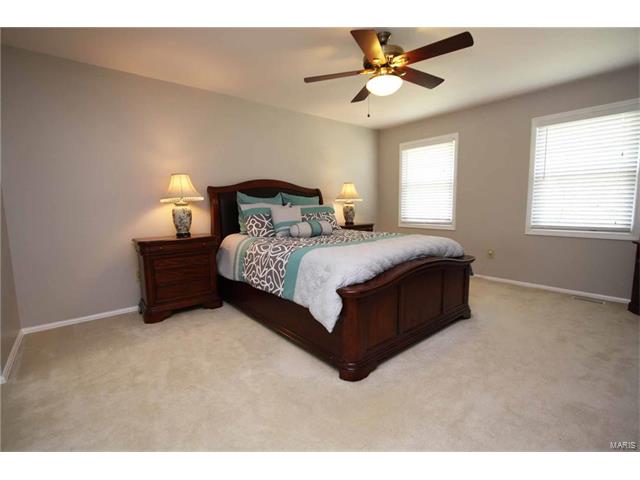 942 Wynhaven Ln, Ballwin, MO 63011 photo 16