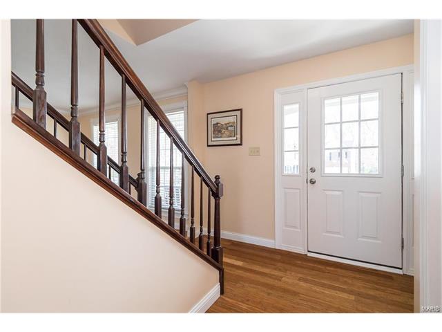 417 Steepleton Ct, Ballwin, MO 63021 photo 2