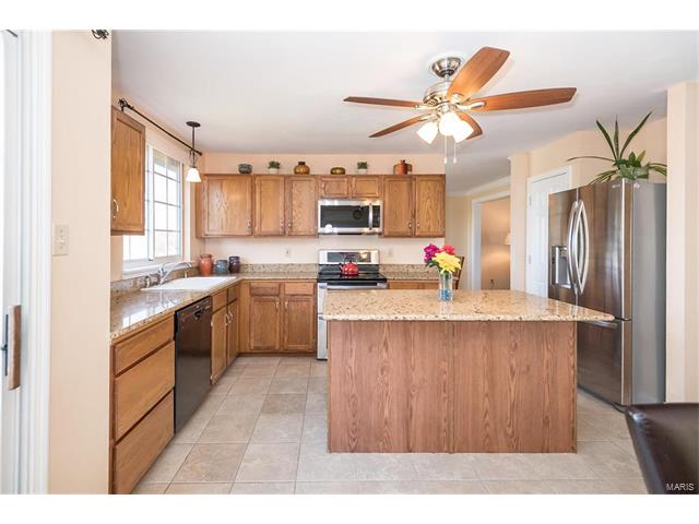 417 Steepleton Ct, Ballwin, MO 63021 photo 14