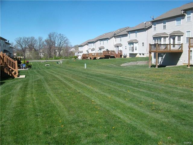 321 Wild Oak Dr, O'fallon, MO 63368 photo 17