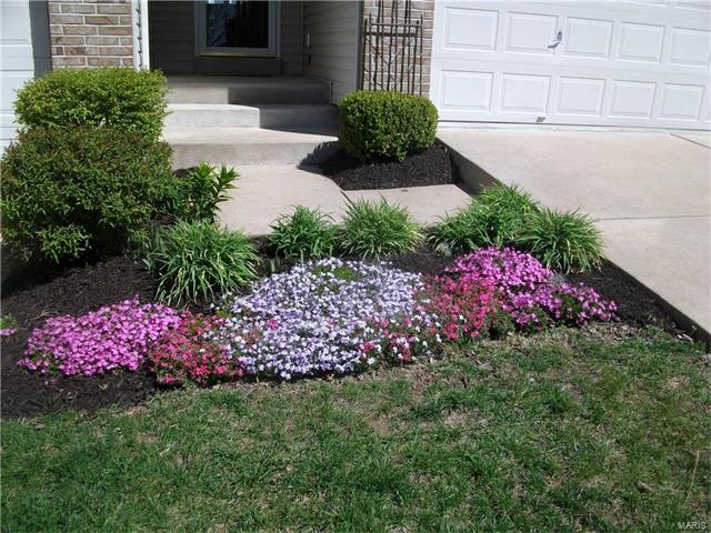 321 Wild Oak Dr, O'fallon, MO 63368 photo 2