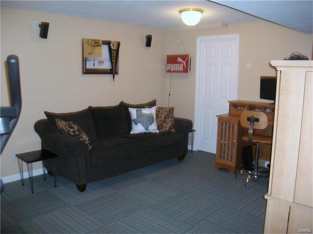 321 Wild Oak Dr, O'fallon, MO 63368 photo 9