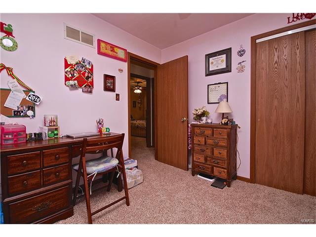 113 Hickory Hill Dr, Eureka, MO 63025 photo 17