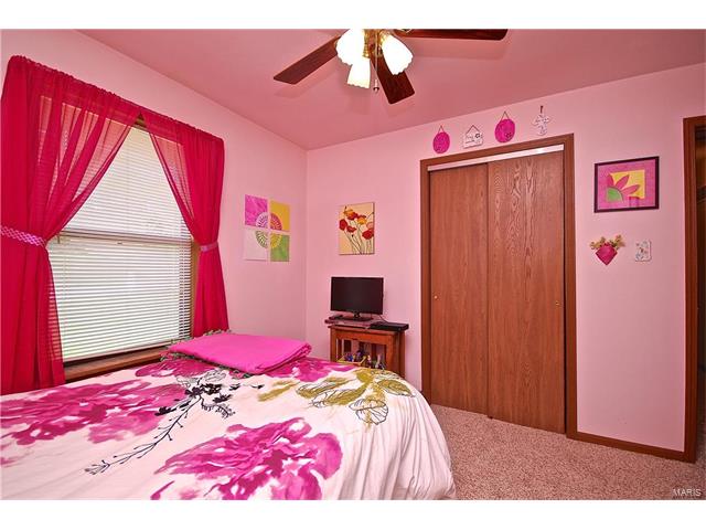 113 Hickory Hill Dr, Eureka, MO 63025 photo 15