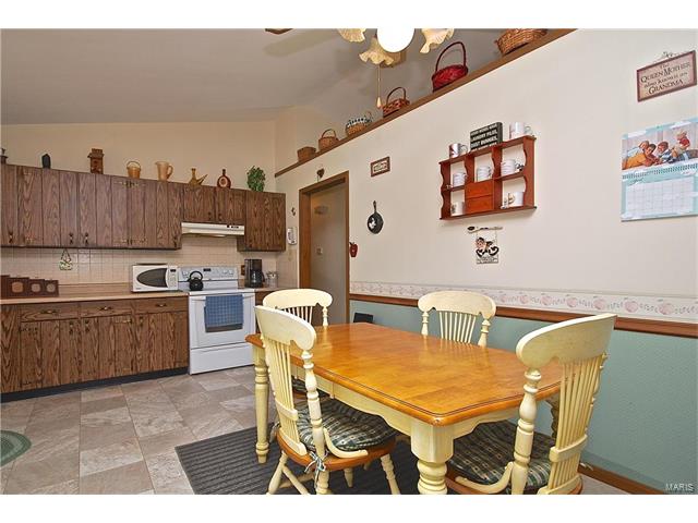 113 Hickory Hill Dr, Eureka, MO 63025 photo 9