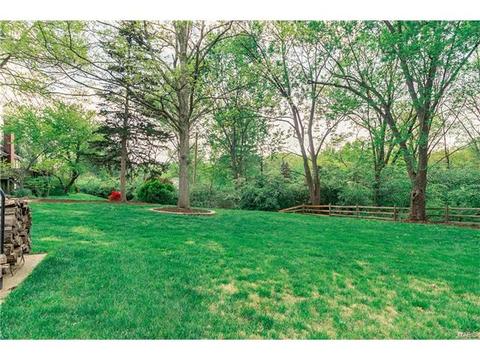 415 Wildbrier Dr, Ballwin, MO 63011 photo 34