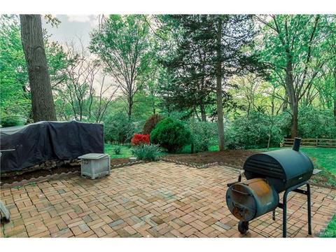 415 Wildbrier Dr, Ballwin, MO 63011 photo 32