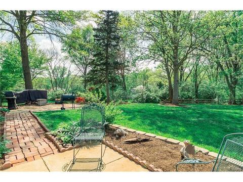 415 Wildbrier Dr, Ballwin, MO 63011 photo 31