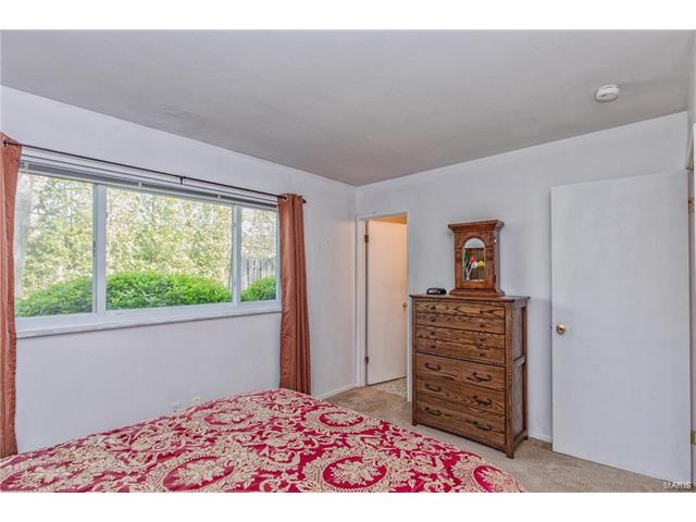 2 Timberleigh, Ballwin, MO 63021 photo 22