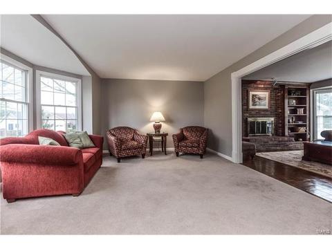 2550 Timber Meadow Dr, Ballwin, MO 63011 photo 2