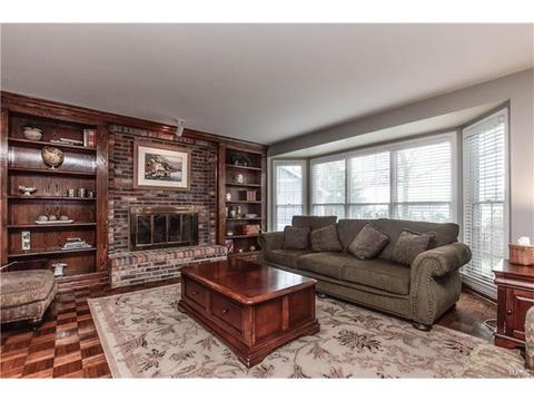 2550 Timber Meadow Dr, Ballwin, MO 63011 photo 8