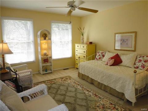 15915 Wetherburn Rd, Chesterfield, MO 63017 photo 16