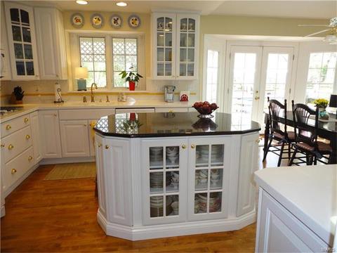15915 Wetherburn Rd, Chesterfield, MO 63017 photo 13