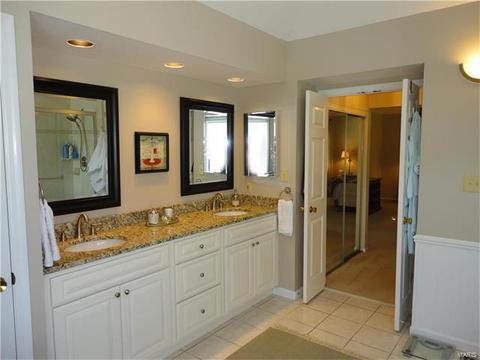 15915 Wetherburn Rd, Chesterfield, MO 63017 photo 15