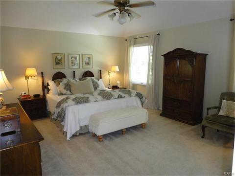 15915 Wetherburn Rd, Chesterfield, MO 63017 photo 14