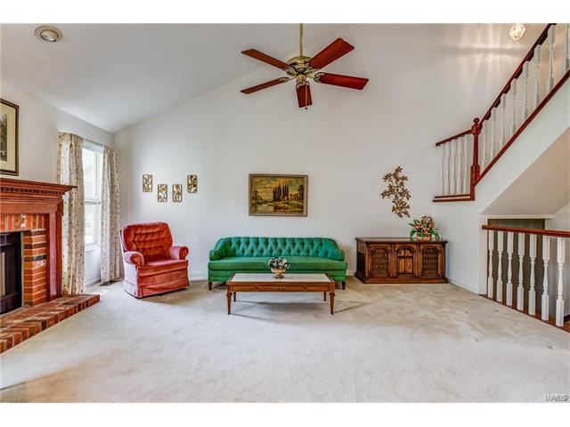 626 Sandy Smt, Ballwin, MO 63021 photo 10