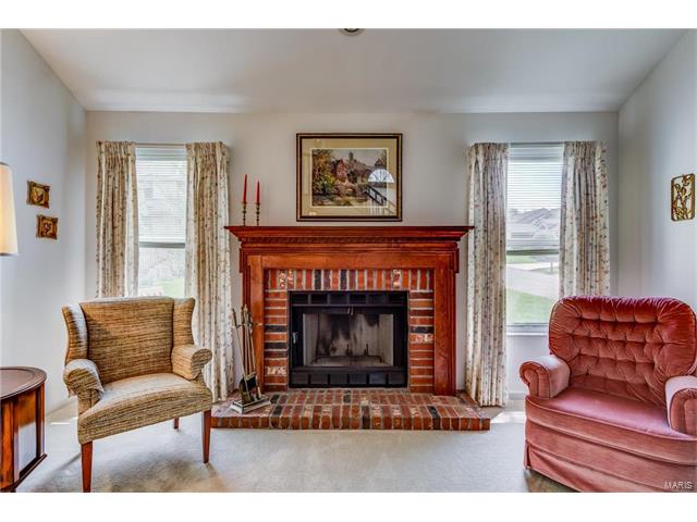 626 Sandy Smt, Ballwin, MO 63021 photo 9