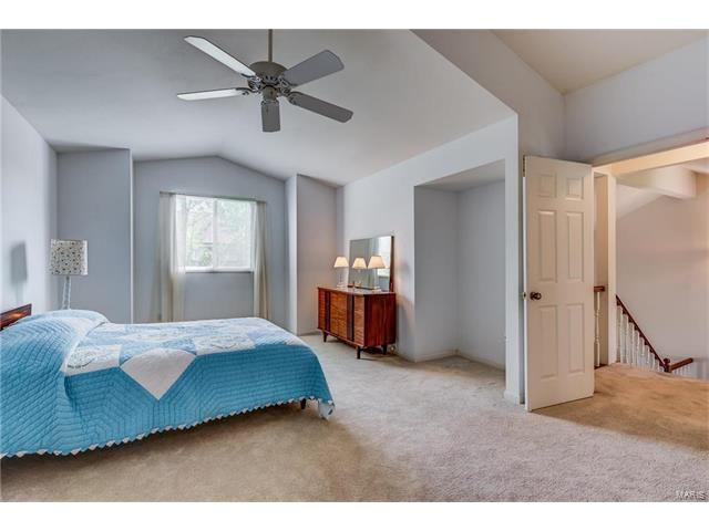 626 Sandy Smt, Ballwin, MO 63021 photo 23