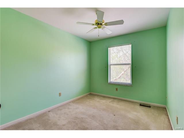 626 Sandy Smt, Ballwin, MO 63021 photo 20