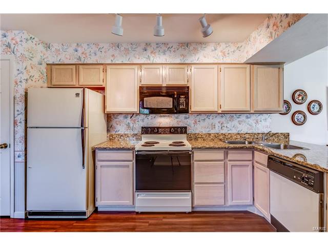 626 Sandy Smt, Ballwin, MO 63021 photo 14