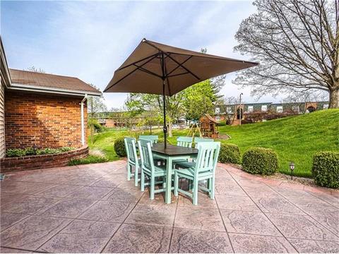 562 Spragues Mill Ct, Ballwin, MO 63011 photo 34
