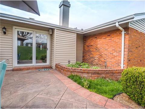 562 Spragues Mill Ct, Ballwin, MO 63011 photo 36