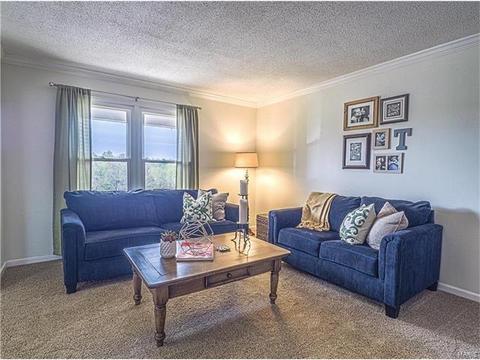 562 Spragues Mill Ct, Ballwin, MO 63011 photo 3