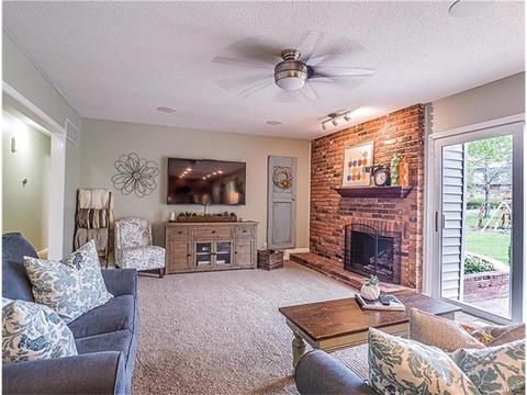 562 Spragues Mill Ct, Ballwin, MO 63011 photo 8