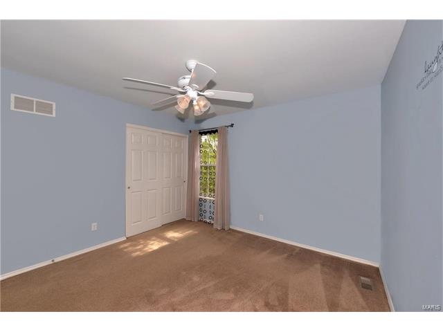 13046 Barrett Meadows Dr, Ballwin, MO 63021 photo 12