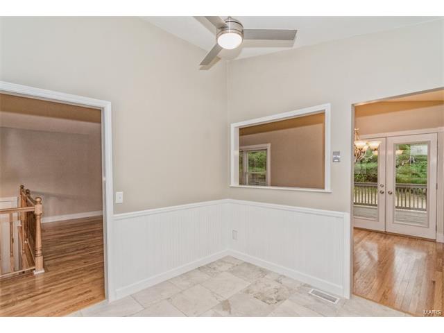 1325 Charing Cross Ln, Ballwin, MO 63021 photo 12